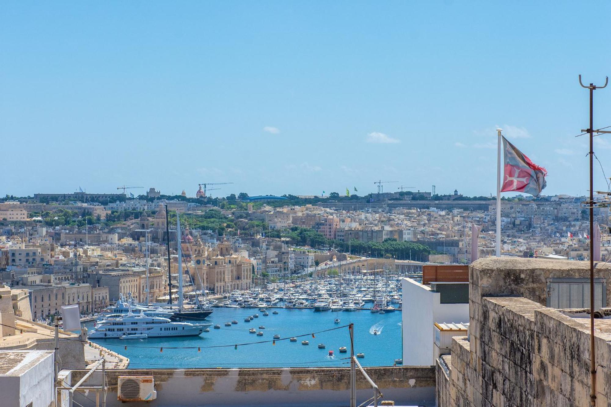 Valletta Apartments 19 Екстериор снимка