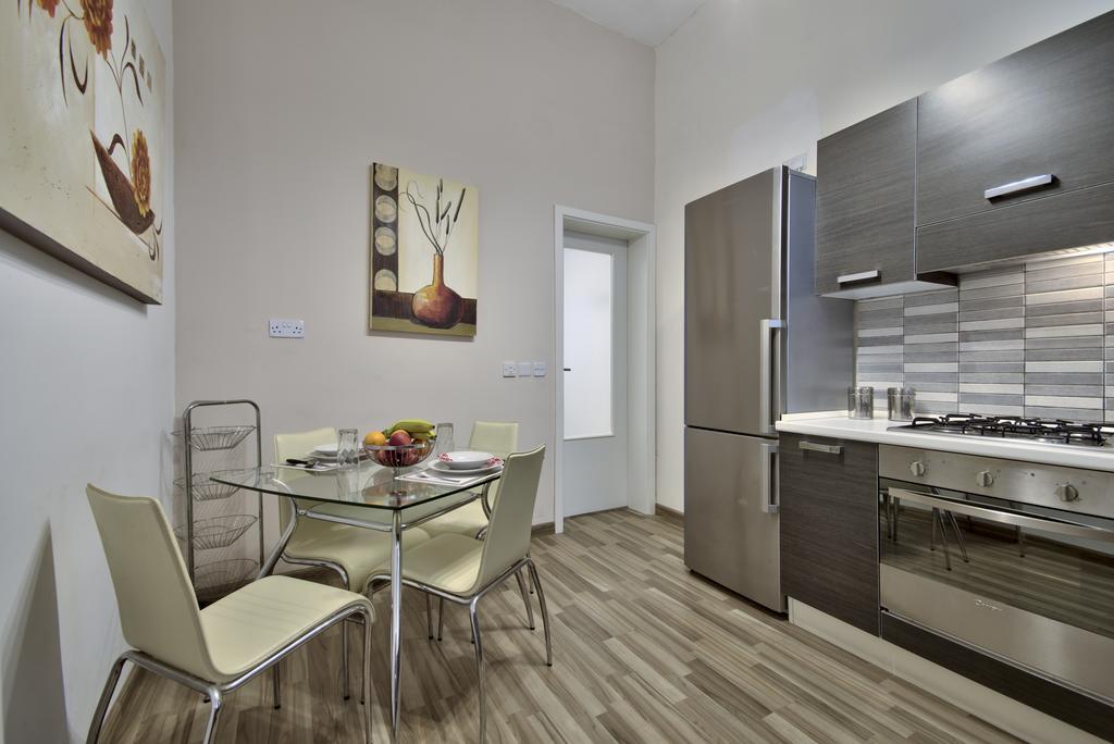 Valletta Apartments 19 Екстериор снимка