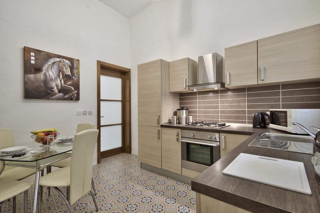 Valletta Apartments 19 Екстериор снимка