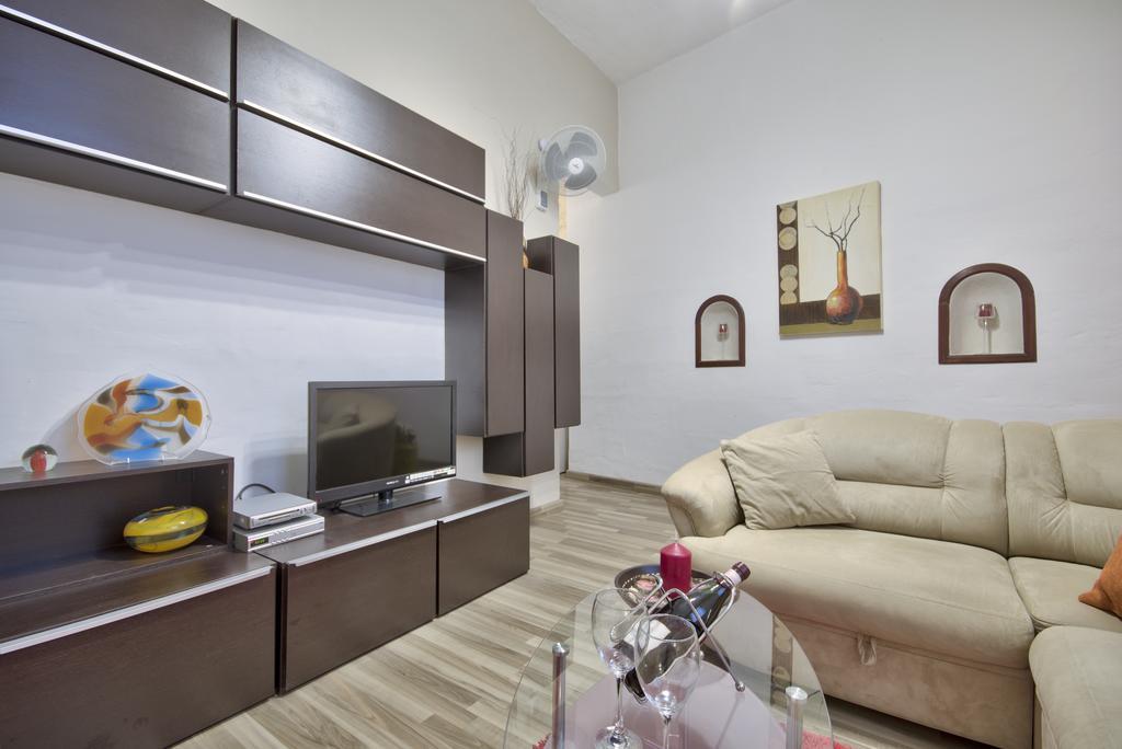 Valletta Apartments 19 Екстериор снимка