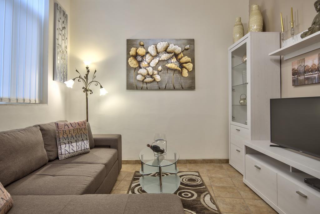 Valletta Apartments 19 Екстериор снимка